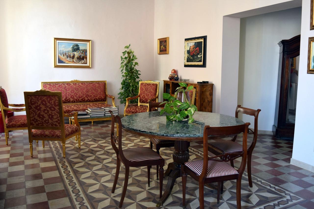Eleonora Room & Breakfast Oristano Ngoại thất bức ảnh